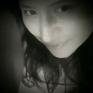 Meet your Posher, Violeta